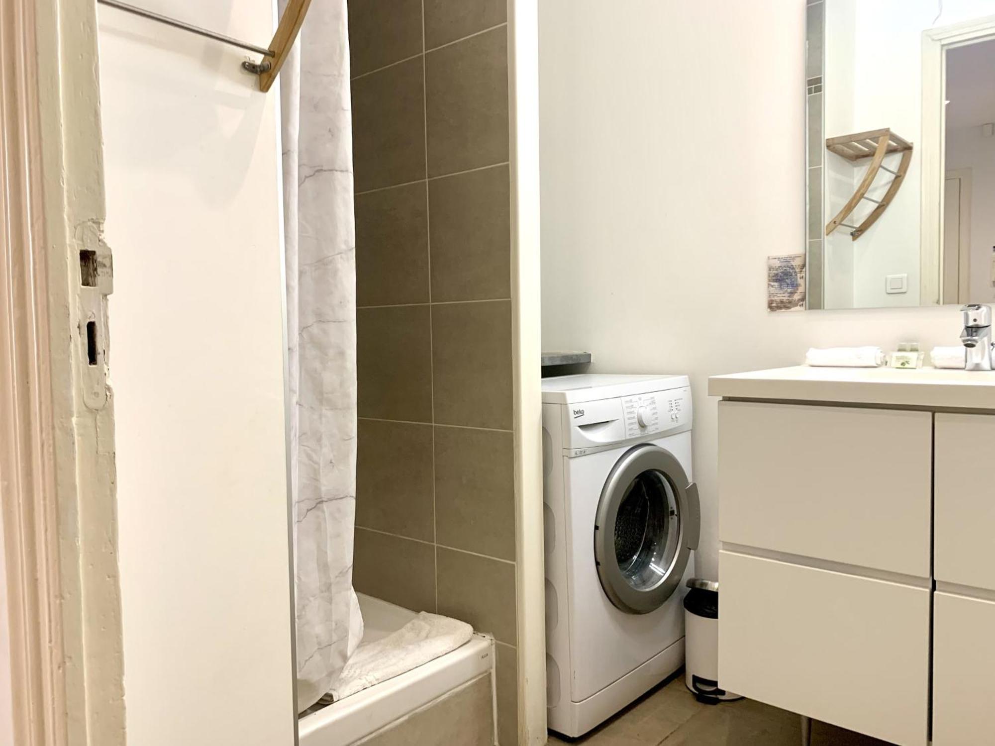 Aparthotel Riviera - 2 Minutes De La Plage - Exceptionnel 2 Chambres Ac - Balcon Meyerbeer 1 ニース エクステリア 写真